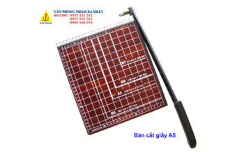 bàn cắt giấy A5 gỗ nâu Dân Hoa giá rẻ
